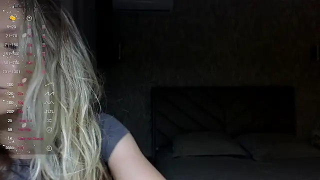 Snapshot of Alice_Wonders chatting on 07-25-26, 08:48 Alice Wonders online show from 07-25-26, 08:48