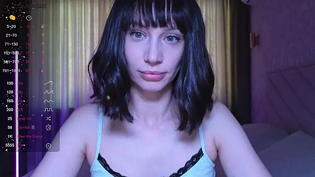 Alice Wonders online show from 11-12-25, 06:17