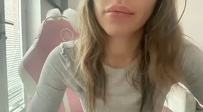 Lillymariee online show from 02-17-25, 10:40