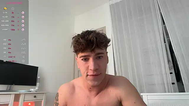 Evan  White  online show from 10-05-25, 06:04