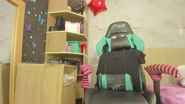 Hot Brunette34 online show from 11-15-25, 05:28