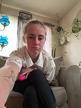 ClumsyLink online show from 11-29-25, 09:04