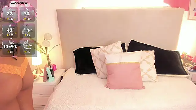 Snapshot of Sofii_Diaz chatting on 02-28-25, 06:41 Sofii Diaz online show from 02-28-25, 06:41