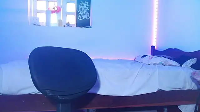 Tatted21xxx online show from 09-25-25, 01:39