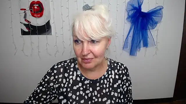 BlondyLeeBest online show from 05-27-26, 12:12