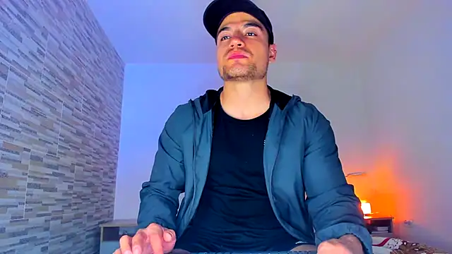 nicolas herrera online show from 03-14-25, 02:10