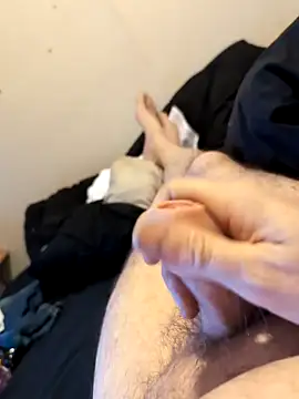 Snapshot of CagedMnky chatting on 02-18-25, 09:54 CagedMnky online show from 02-18-25, 09:54