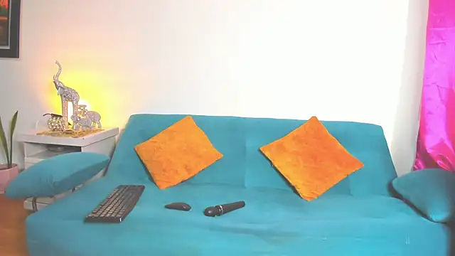 Snapshot of Victoria_Jonness chatting on 01-15-26, 05:05 Victoria Jonness online show from 01-15-26, 05:05