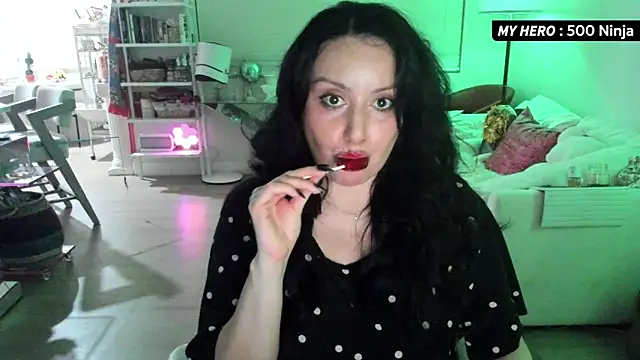 Snapshot of Vesaaa chatting on 10-11-25, 05:30 Vesaaa online show from 10-11-25, 05:30