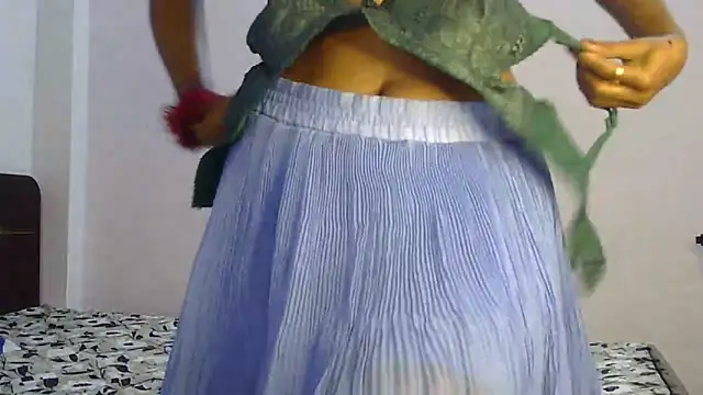 Indian-Squirt online show from 10-09-25, 01:39