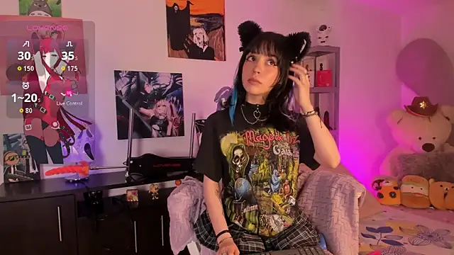 lolaaa bunny1 online show from 11-18-25, 01:21