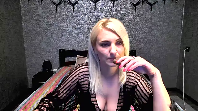 annagreeneyess online show from 05-30-26, 02:44