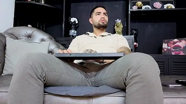 matteosantos online show from 11-25-25, 11:43