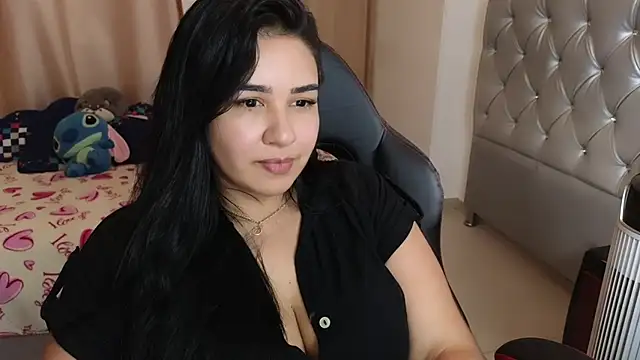 Snapshot of _anastasia chatting on 03-23-25, 12:58 anastasia online show from 03-23-25, 12:58