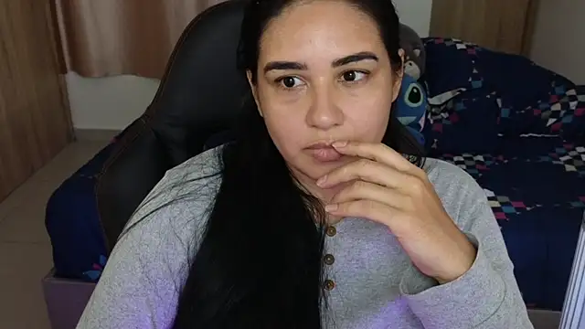 Snapshot of _anastasia chatting on 02-21-25, 07:43 anastasia online show from 02-21-25, 07:43