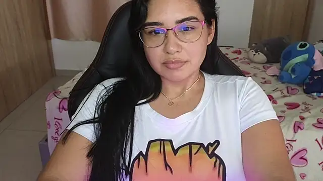 Snapshot of _anastasia chatting on 02-16-25, 12:19 anastasia online show from 02-16-25, 12:19