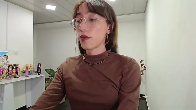 Snapshot of NicoleCortez chatting on 03-12-25, 12:42 NicoleCortez online show from 03-12-25, 12:42