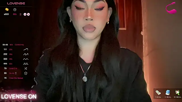 Snapshot of madam_agnes1 chatting on 06-27-26, 06:47 madam agnes1 online show from 06-27-26, 06:47
