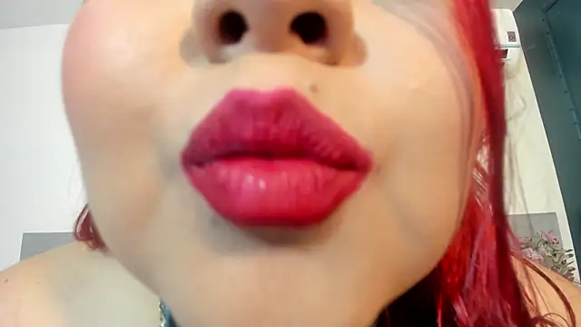 EmmaSmith2 online show from 02-02-26, 02:43