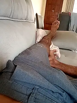 Moreira3307 online show from 04-05-26, 04:57