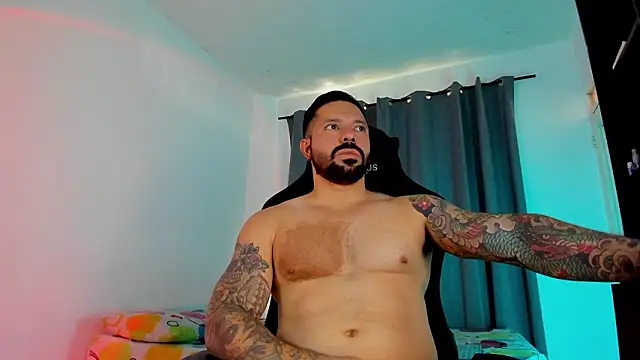 Snapshot of Pierre_Vidal chatting on 03-17-26, 06:33 Pierre Vidal online show from 03-17-26, 06:33