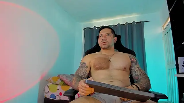 Pierre Vidal online show from 01-17-26, 03:48