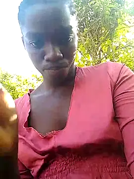Snapshot of shape30 chatting on 01-13-25, 01:49 shape30 online show from 01-13-25, 01:49