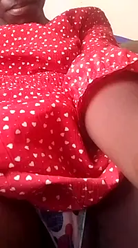 Snapshot of shape30 chatting on 02-14-25, 11:31 shape30 online show from 02-14-25, 11:31