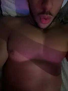 pimentfort77 online show from 02-18-25, 10:58