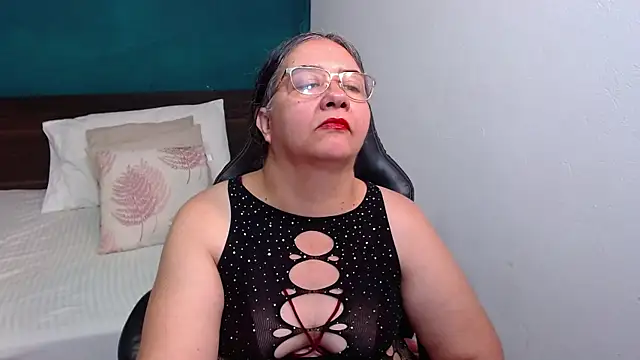 scaelettdubois online show from 11-15-25, 11:09