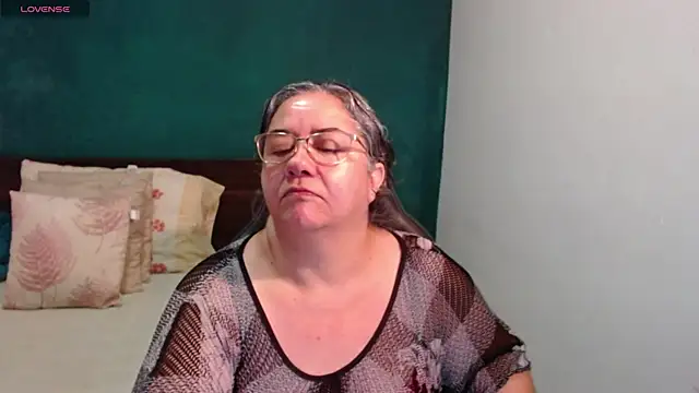 scaelettdubois online show from 07-10-26, 07:19