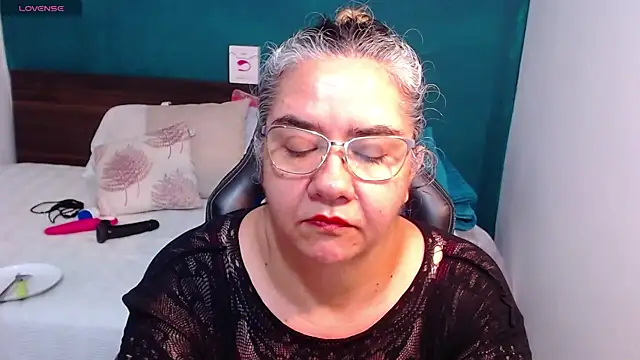 scaelettdubois online show from 02-27-25, 05:51