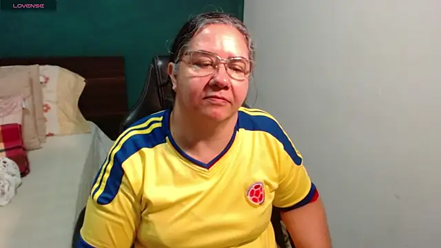 scaelettdubois online show from 06-24-26, 02:43