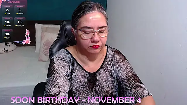 scaelettdubois online show from 10-25-25, 11:38