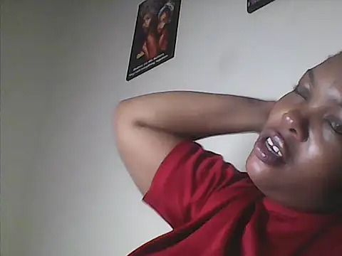 Snapshot of Naughty_Laurah chatting on 02-19-26, 10:01 Naughty Laurah online show from 02-19-26, 10:01