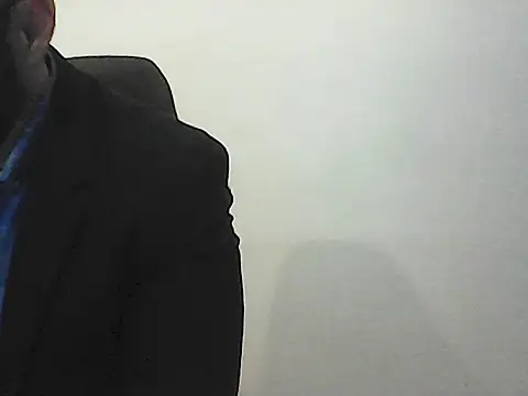 Kalel17073 online show from 06-09-26, 03:57
