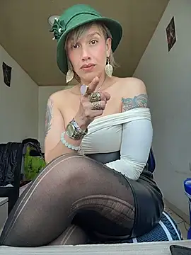 sexymarilyncolombia online show from 06-25-26, 05:18
