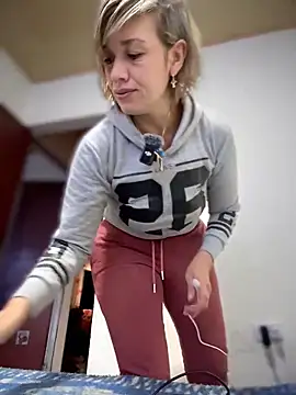 sexymarilyncolombia online show from 02-12-26, 12:16