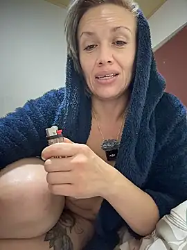 sexymarilyncolombia online show from 03-25-26, 01:17