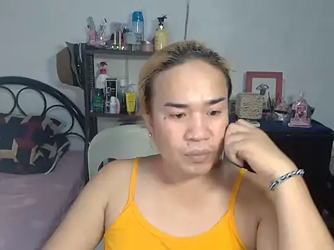 Snapshot of Bigdirtynipples chatting on 11-22-25, 09:08 Bigdirtynipples online show from 11-22-25, 09:08