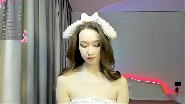 Snapshot of _luna_022 chatting on 02-14-25, 03:15 luna 022 online show from 02-14-25, 03:15