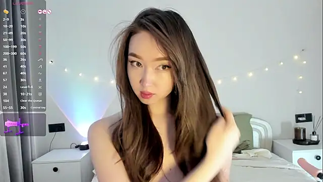 Snapshot of _luna_022 chatting on 09-15-25, 04:24 luna 022 online show from 09-15-25, 04:24