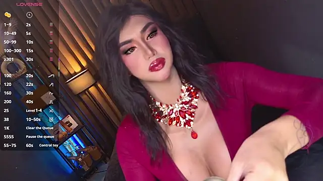 Snapshot of SexGoddess_Celine chatting on 10-13-25, 06:53 SexGoddess Celine online show from 10-13-25, 06:53