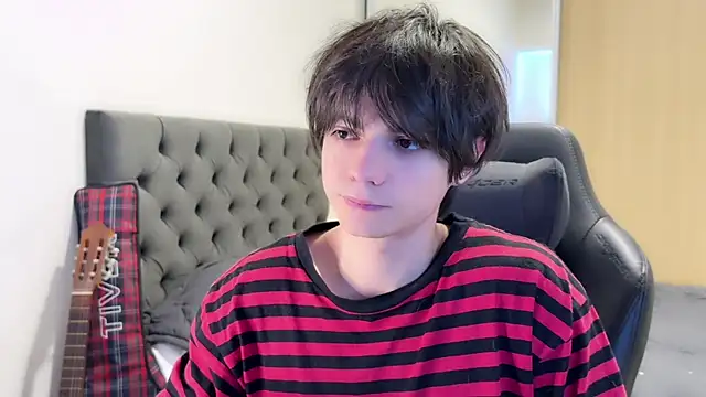 SasukeUhchiaa online show from 12-02-24, 05:10