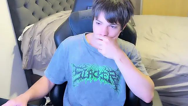 SasukeUhchiaa online show from 02-26-25, 02:41