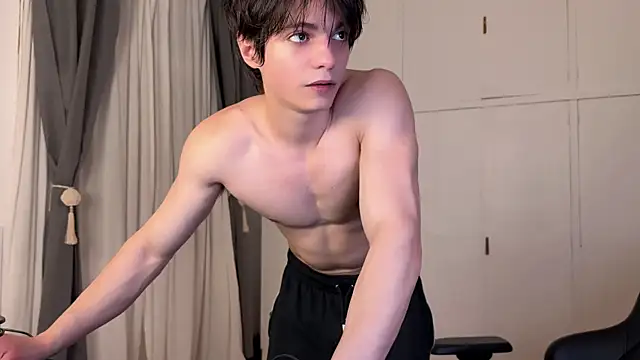 SasukeUhchiaa online show from 04-02-26, 10:38