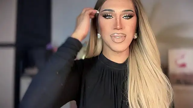 Ts glamxxxx online show from 01-12-26, 02:40