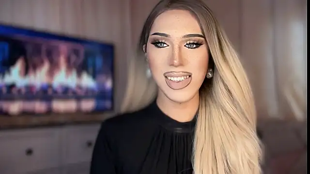 Ts glamxxxx online show from 04-06-26, 01:01