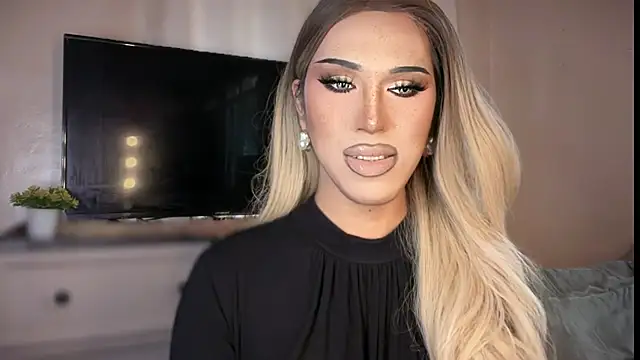 Ts glamxxxx online show from 03-08-26, 01:11