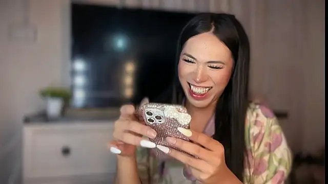 Ts glamxxxx online show from 03-08-26, 02:42